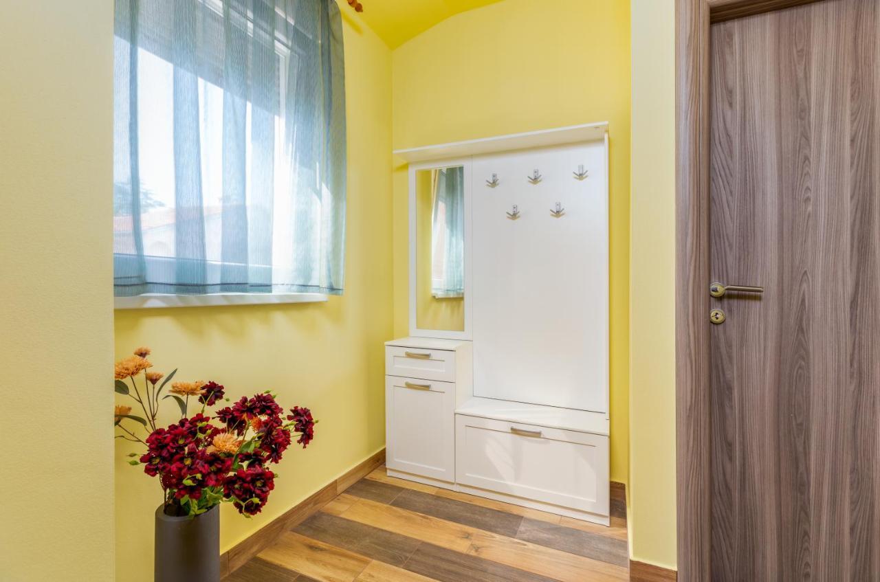 Apartmani Monte Пула Экстерьер фото