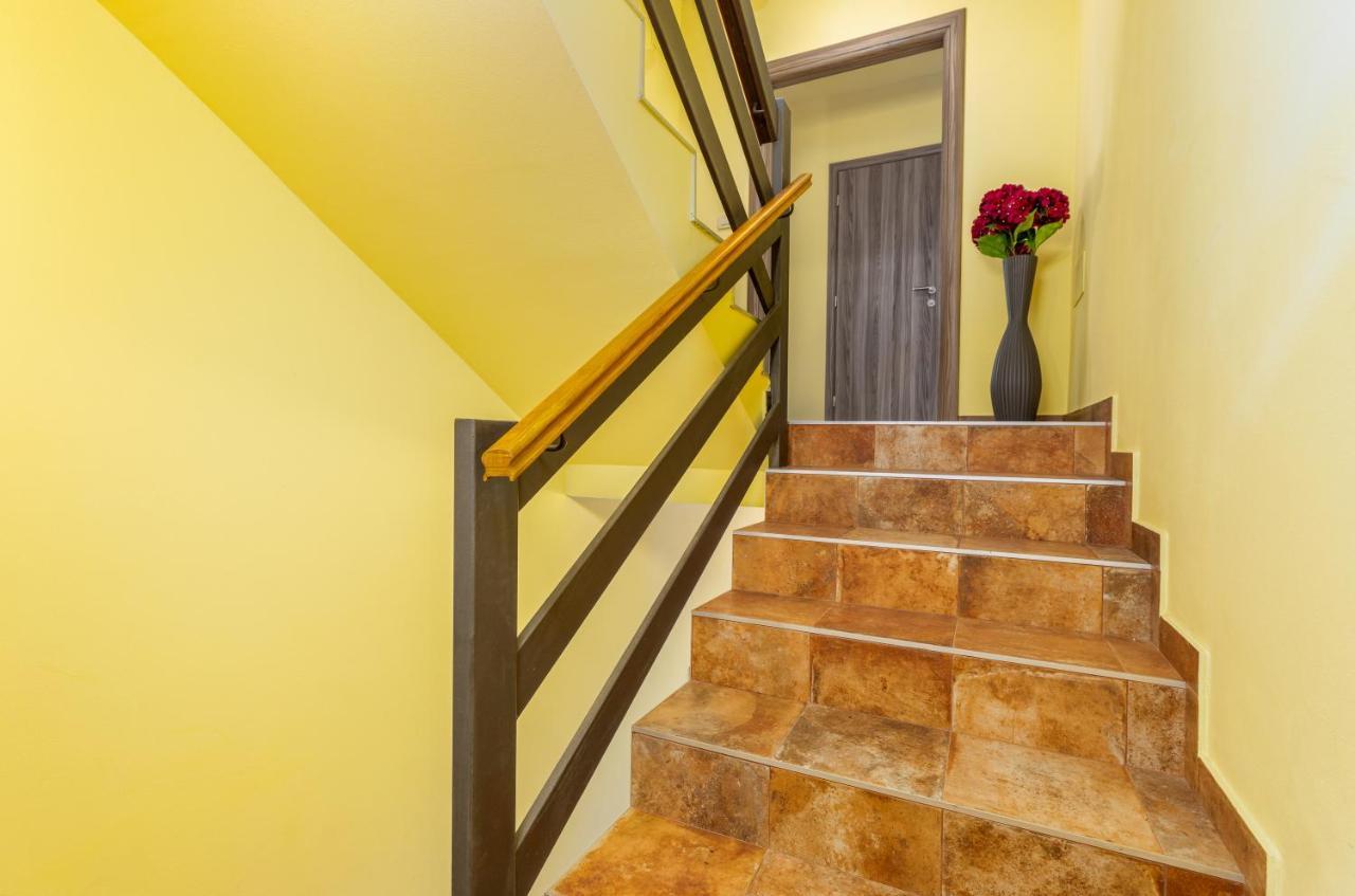 Apartmani Monte Пула Экстерьер фото