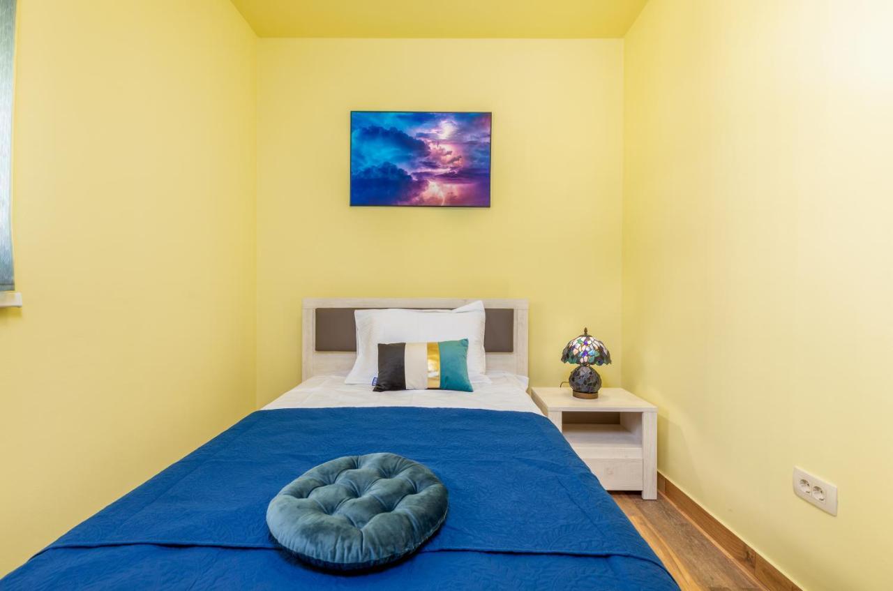 Apartmani Monte Пула Экстерьер фото